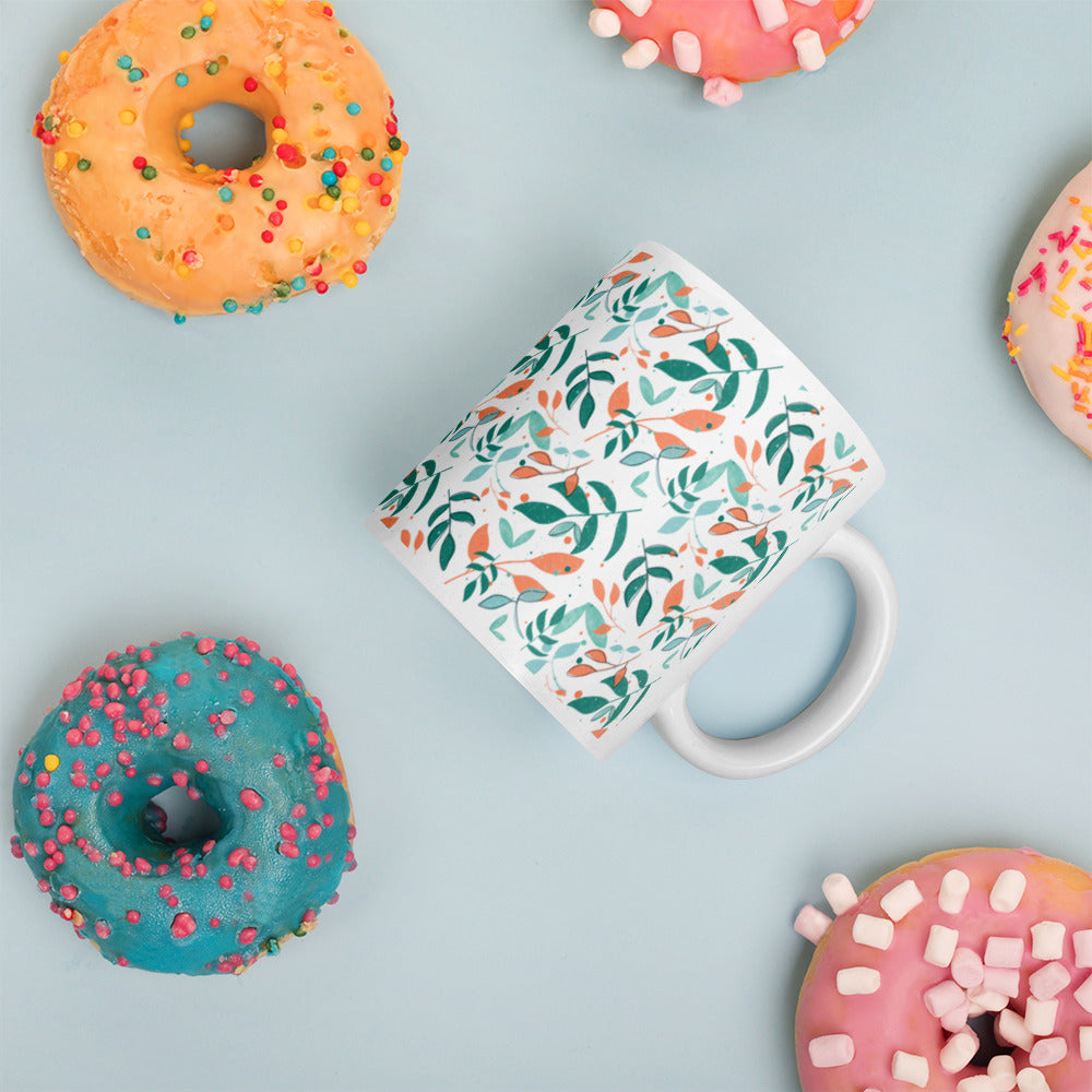 White glossy mug, Leaves